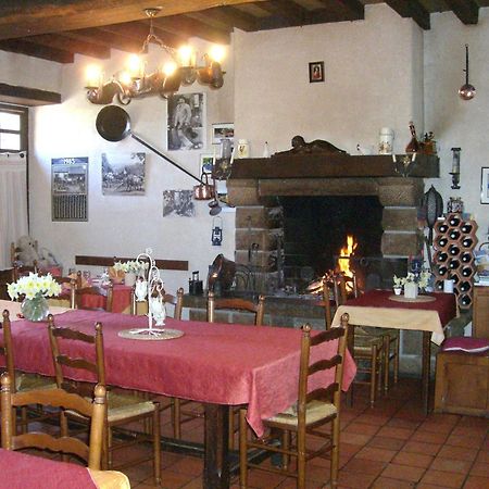 Chambres D'Hotes De La Ferme Auberge De Mesauboin Bille Luaran gambar