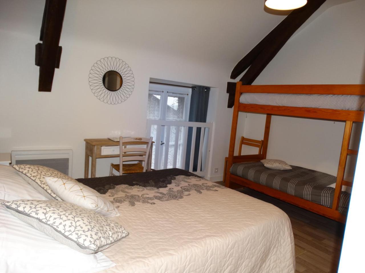 Chambres D'Hotes De La Ferme Auberge De Mesauboin Bille Luaran gambar